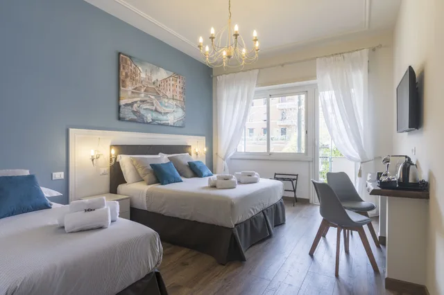 غرفة ثلاثية بشرفة، Trastevere Gallery Suites 2/6