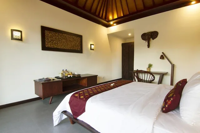 غرفة بسرير مزدوج بإطلالة على المسبح بغرفة نوم واحدة، Samata Village Gili Air 3/3