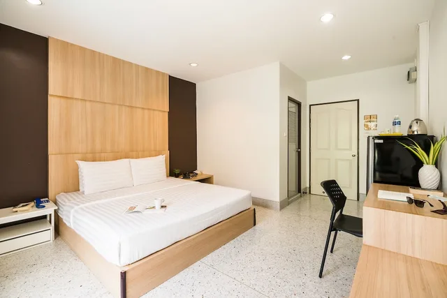 غرفة سوبيريور بسرير كوين، The Fifth Residence 7/10
