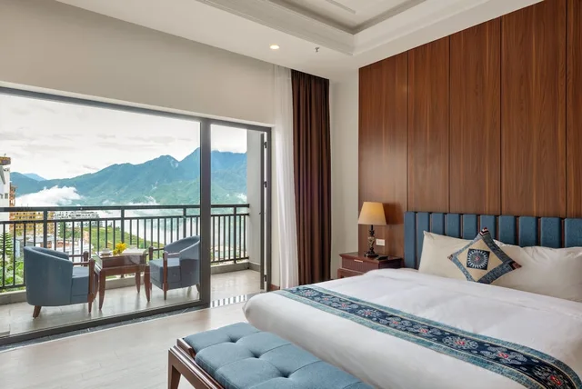 Grand, Deluxe, King Bed, Mountain View, Bamboo Sapa Hotel 1/5