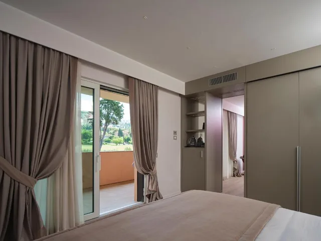 جناح بإطلالة على المدينة، Ascesi Resort 6/10