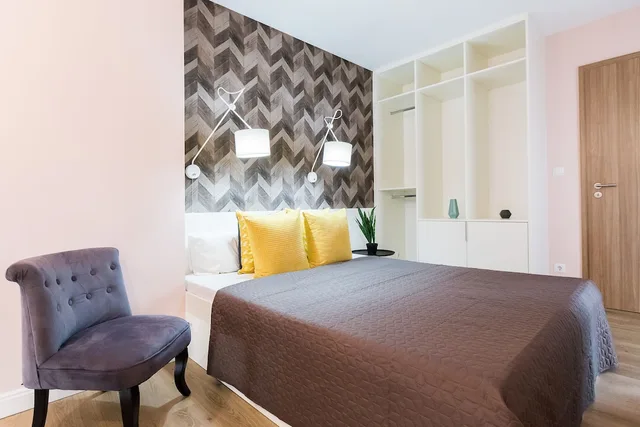 1 Bedroom, Deluxe, Apartment, Double Bed, Sofa, Balcony, Vagabond Broadway 1/2