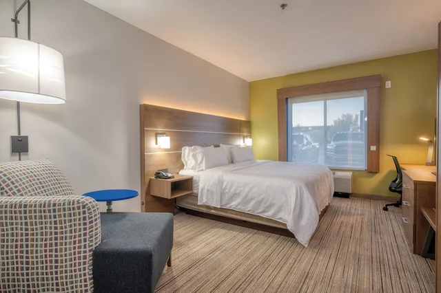 غرفة قياسية بسرير كوين لذوي الإعاقة، Holiday Inn Express Hotel And Suites Greenville 3/4