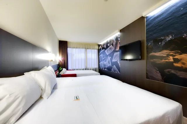 غرفة سوبيريور بسريرين منفصلين، Maisonnave 1/7