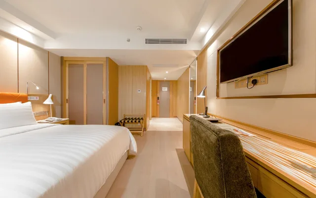 غرفة سوبيريور بسرير مزدوج، Royal Dragon Hotel 1/6