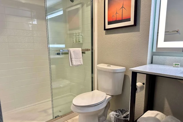 غرفة ديلوكس بسريرين كوين، La Quinta Inn Huntsville Research Park 8/8