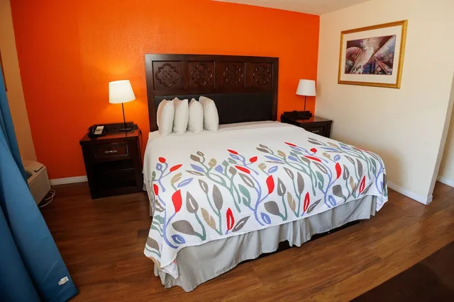 جناح ديلوكس بسرير كينج، Garnet Inn and Suites Orlando 2/4
