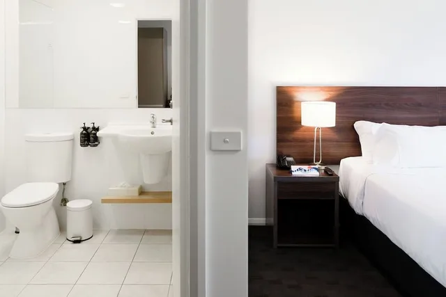 غرفة قياسية بسرير كينج، The Mantra Hobart Airport Hotel 7/7