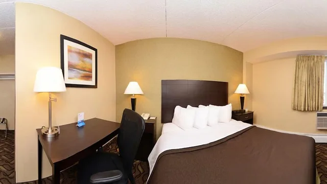 جناح بسرير كوين، Days Inn by Wyndham Bismarck 2/6