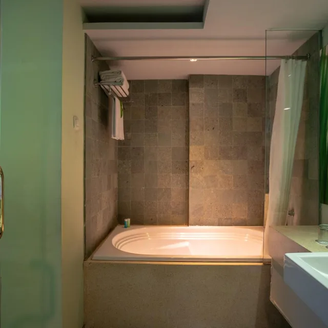 Eden, Suite, Double Bed, Balcony، Eden Hotel Kuta Bali 8/8
