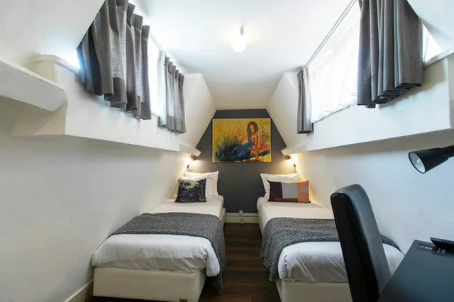 Lower, Budget, Twin Beds، Quentin England Hotel 3/7
