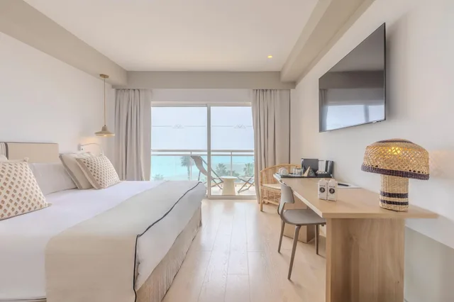 غرفة سوبيريور بسرير مزدوج بإطلالة على البحر بشرفة، Hotel Soho Boutique Las Vegas 3/10