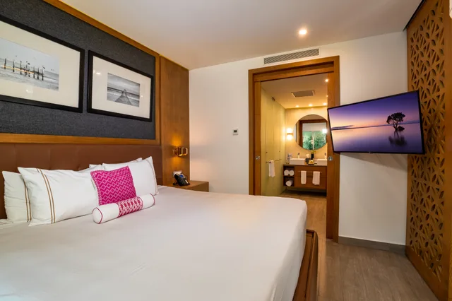 1 Bedroom, Residence, Penthouse, Double Bed، The Fives Beach Hotel - A la Carte All Inclusive 1/9