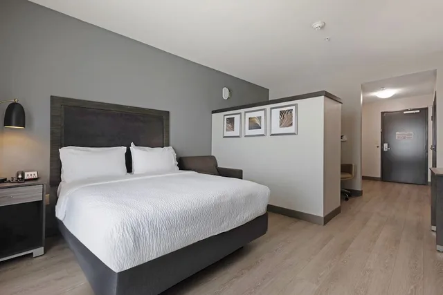 جناح بسريرين كوين مع أريكة، Holiday Inn Texarkana Arkansas Conv Ctr 2/4