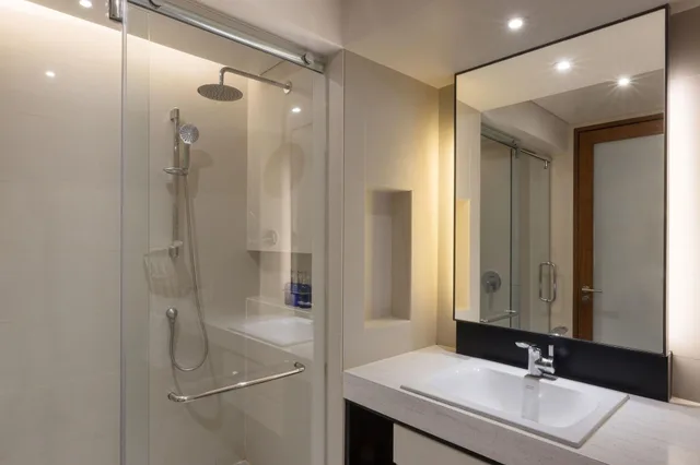 جناح جونيور مع دخول صالة النادي، Radisson Blu Hotel Cebu 5/5