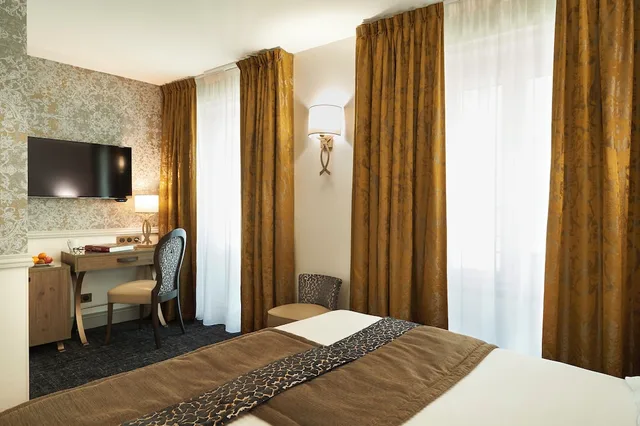 غرفة ديلوكس بسريرين منفصلين، Best Western Premier Hotel Bayonne Etche Ona-borde 3/9