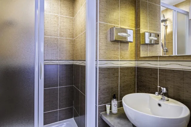 غرفة قياسية صغيرة بسرير كوين، Best Western Hotel Royan Ocean 5/10