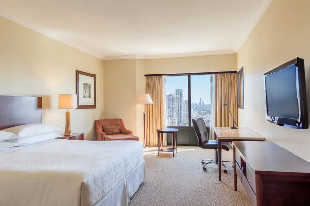 غرفة كلوب بسرير كينج، Sheraton Buenos Aires Hotel And Convention Center 1/7