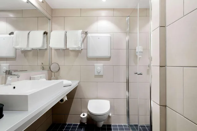 Room, Queen Bed, Best Western Plus Hotel Bakeriet 5/7