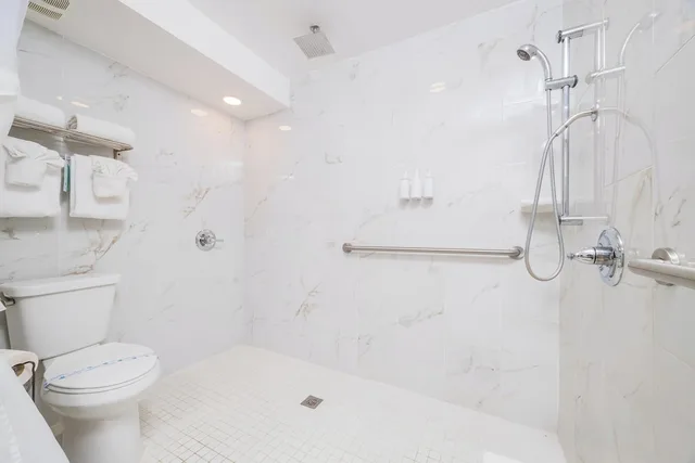 Deluxe, King Bed, Accessible, The Ponce St Augustine Hotel 6/7
