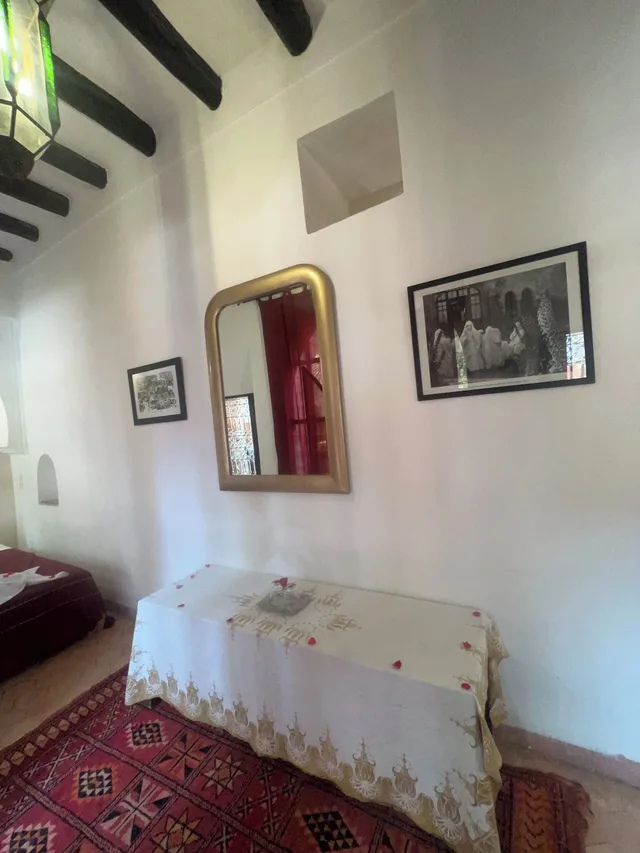 غرفة عائلية بثلاثة أسرّة بحمام خاص، Riad Jnan el Cadi 2/10