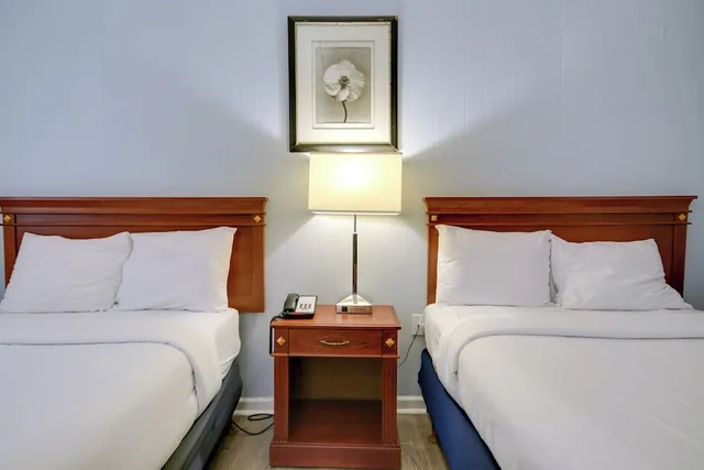 غرفة بسريرين مزدوجين، Rideau Motor Inn 4/5