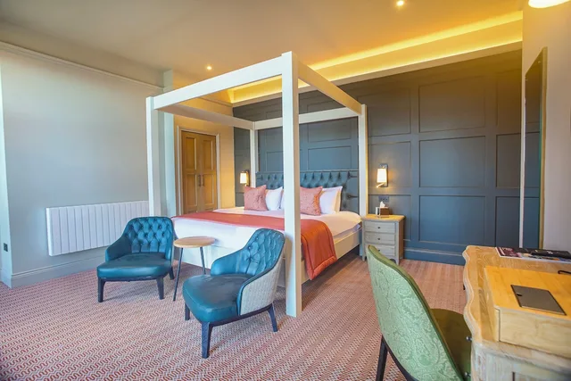 Four Poster, Double Bed، Royal Hotel Whitby 8/10