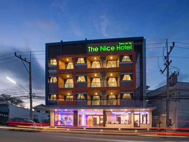 غرفة ديلوكس، The Nice Hotel 1/1