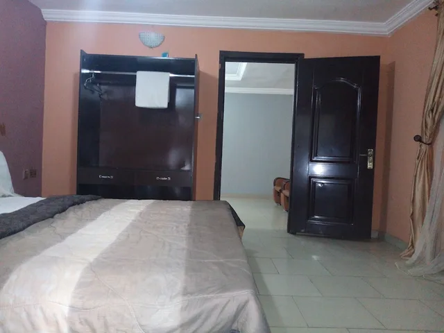 جناح ديلوكس بسرير كوين، Akma Signature Hotel & Suites 2/3