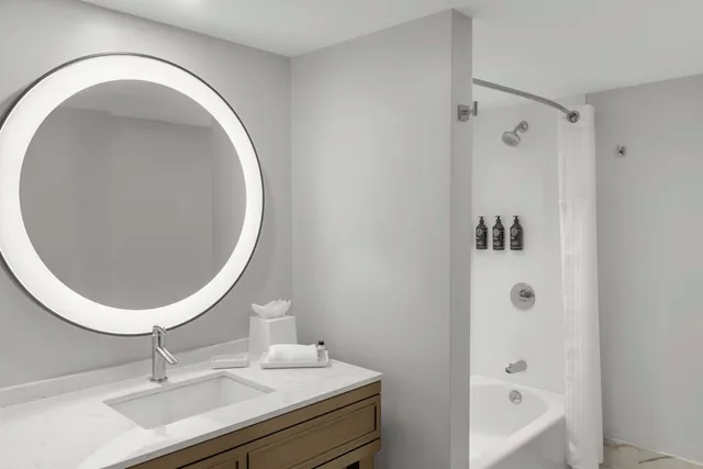 غرفة تنفيذية بسريرين كوين، ARC HOTEL Washington DC, Georgetown 5/7