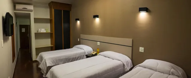 غرفة ثلاثية، SERRANO RESIDENCIAL HOTEL 1/3