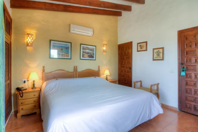 غرفة بسرير مزدوج بإطلالة على الجبل، Hotel Club Sunway Punta Prima 2/7