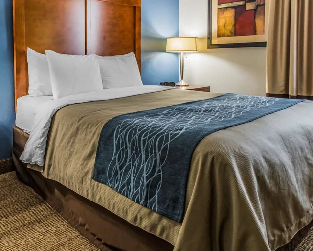 غرفة قياسية بسرير كوين، Quality Inn Belle Vernon, PA 2/2
