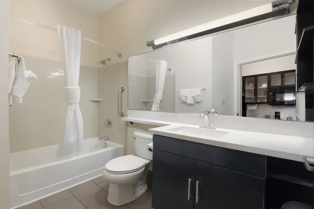 استوديو بسريرين مزدوجين، Candlewood Suites Odessa 3/4
