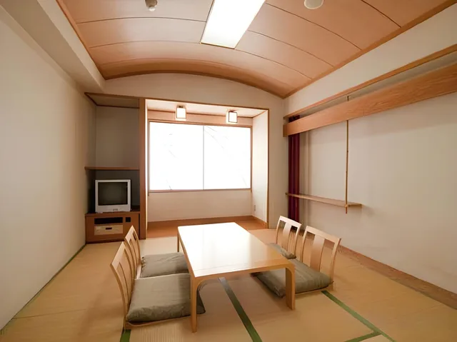 Japanese, Standard, Hotel Atoll Emerald Miyakojima 1/1