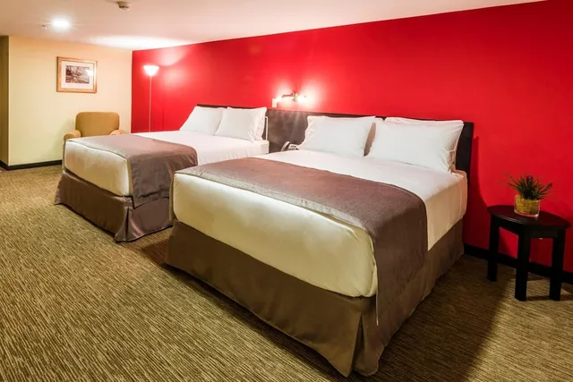 غرفة سوبيريور بسريرين كوين، Urban Green Hotel & Suites 2/8