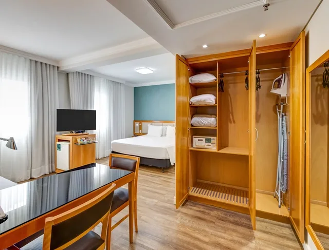 جناح سوبيريور بسرير كينج، Quality Suites Oscar Freire 5/7
