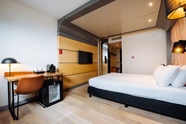 غرفة سوبيريور بسرير مزدوج، Leonardo Hotel Almere City Center 1/2