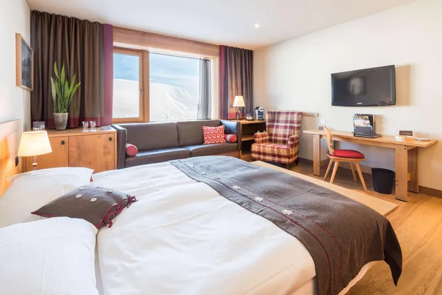 Room, Mountain View, Frutt Resort 1/3