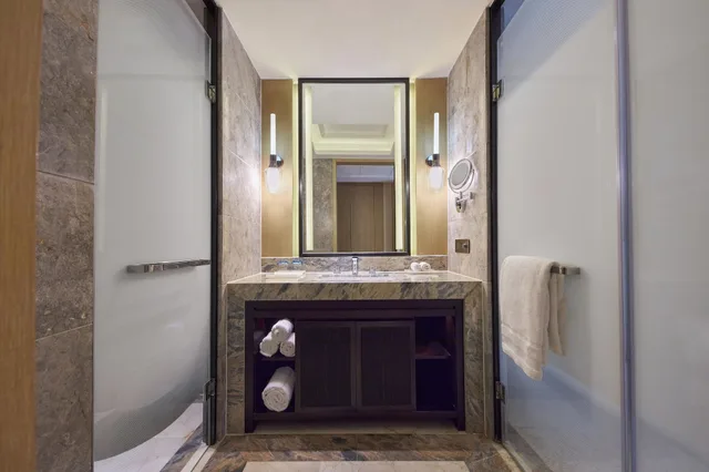 غرفة بسرير كينج بإطلالة على المدينة، The Westin Qingdao 4/4