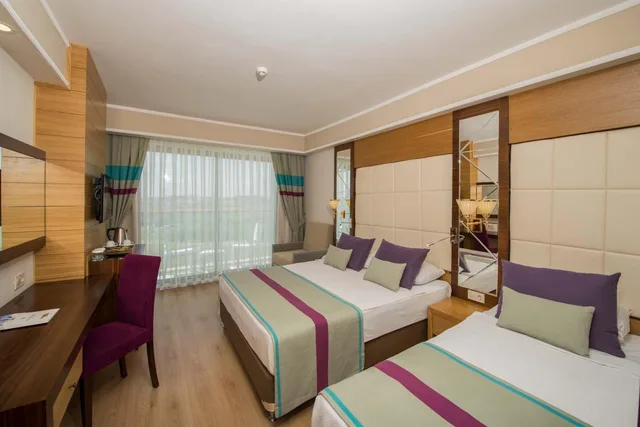 غرفة اقتصادية بسرير مزدوج، Dream World Aqua Hotel 3/5