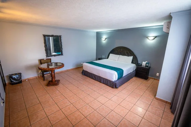 Standard, King Bed, InHouse Select Hacienda Tres Rios 1/10