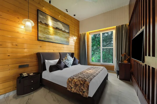 Plus, Premium, Cottage, King Bed, Valley View، UNA Comfort Kasauli Hills Resorts 2/10