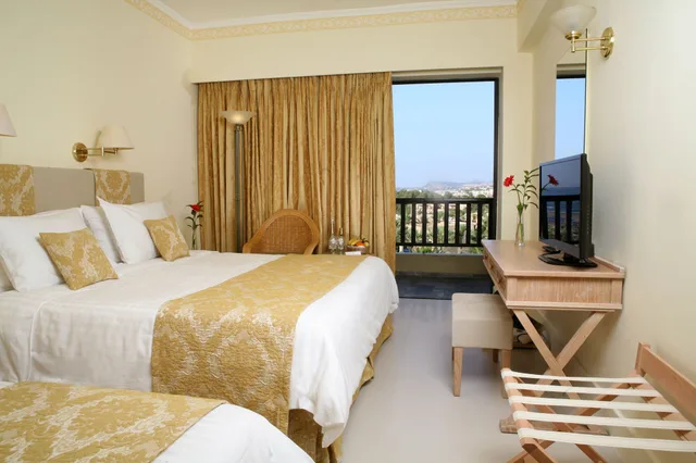 غرفة كلاسيكية بسريرين منفصلين بإطلالة على الحديقة، Aquila Rithymna Beach 3/8