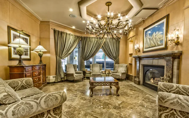 Inner, Suite, Queen Bed, Sofa، Palace Royal Hotel 2/3