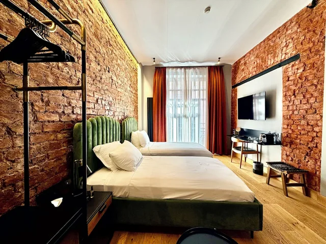 Superior, Twin Beds, Street View، RUZ Hotels Tunel 2/5