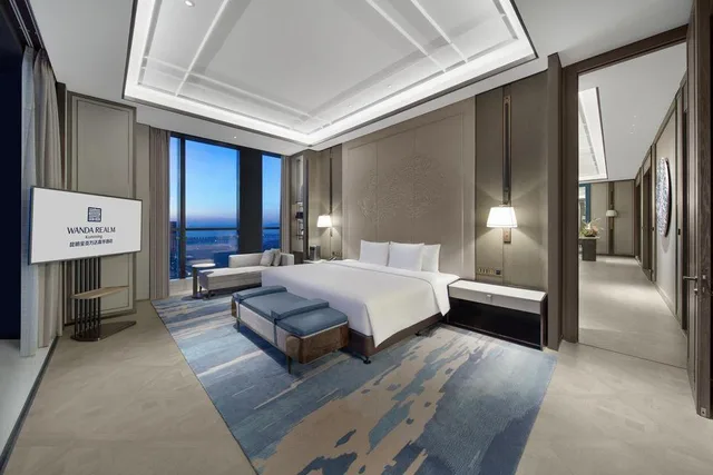 Presidential, Suite, Wanda Realm Kunming 1/1