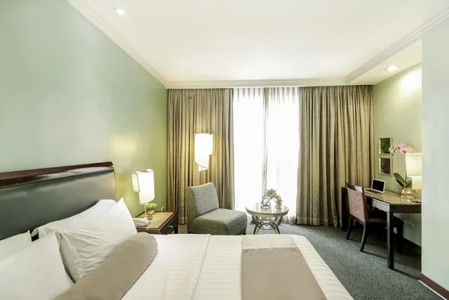غرفة ديلوكس بسرير مزدوج، Makati Palace Hotel 1/3