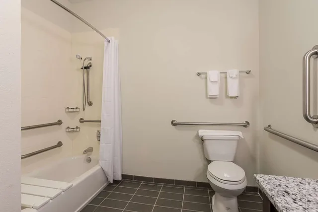غرفة بسريرين كوين لذوي الإعاقة، Sleep Inn & Suites Webb City 3/5