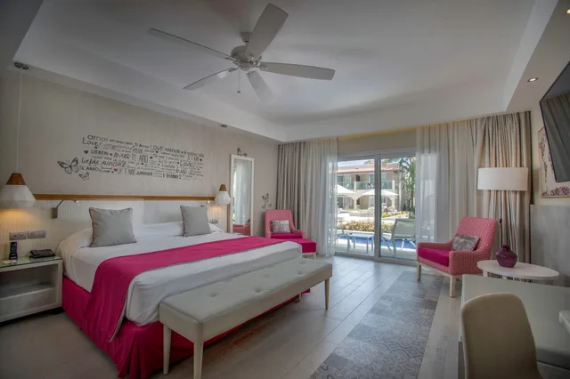 Swim Up, Romance, Deluxe, Single Bed، Catalonia Royal La Romana Adults Only All Inclusive 2/4